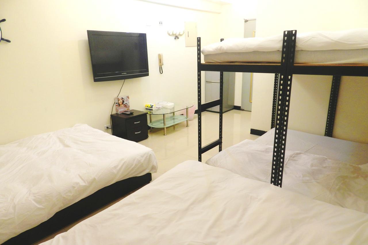 Feng Chia House Hostel Tajcshung Kültér fotó