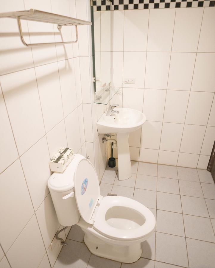 Feng Chia House Hostel Tajcshung Kültér fotó