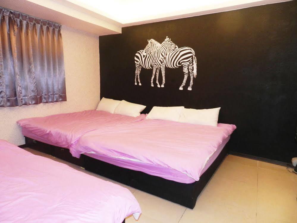 Feng Chia House Hostel Tajcshung Kültér fotó