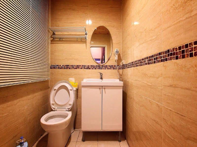 Feng Chia House Hostel Tajcshung Kültér fotó