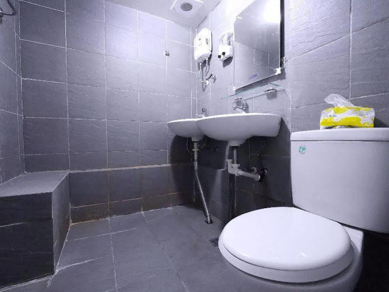 Feng Chia House Hostel Tajcshung Kültér fotó