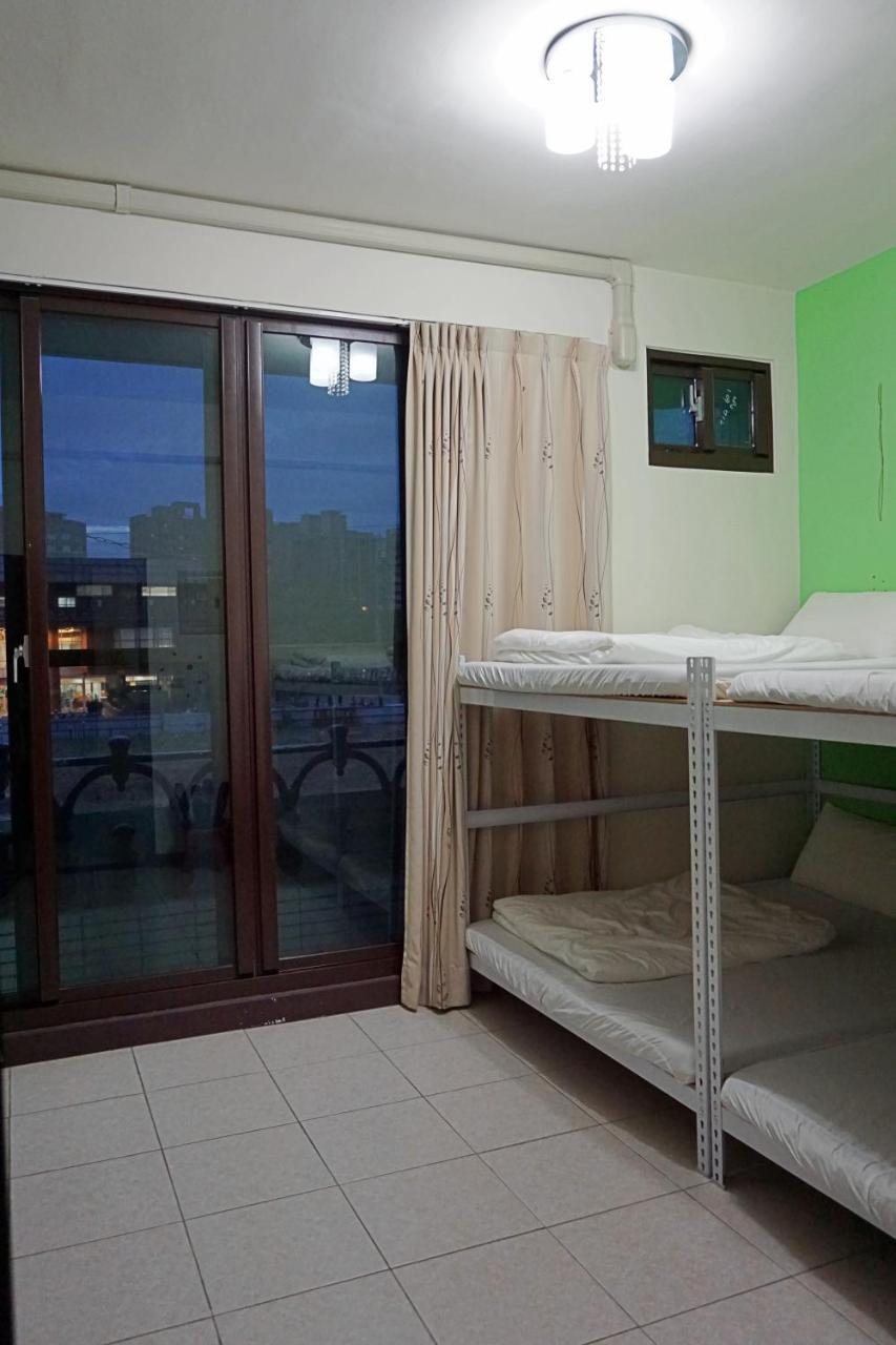Feng Chia House Hostel Tajcshung Kültér fotó